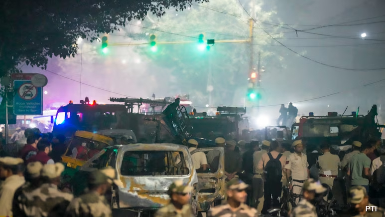 ଲାଲକିଲ୍ଲା ନିକଟରେ ବିସ୍ଫୋରଣରେ ୨ କିଲୋଗ୍ରାମରୁ ଅଧିକ ଆମୋନିୟମ୍ ନାଇଟ୍ରେଟ୍, ପେଟ୍ରୋଲିୟମ୍ ବ୍ୟବହୃତ ହୋଇଥିଲା