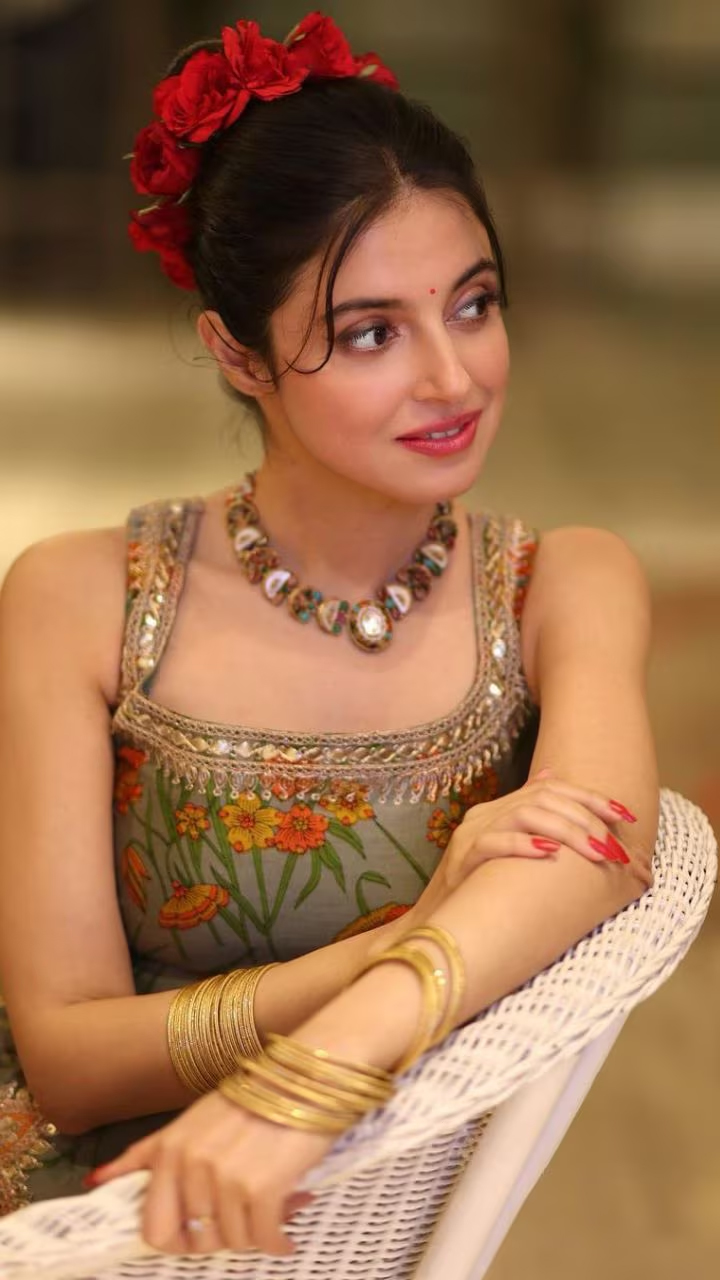 ଦିବ୍ୟାଙ୍କ ଖୁଲାସା