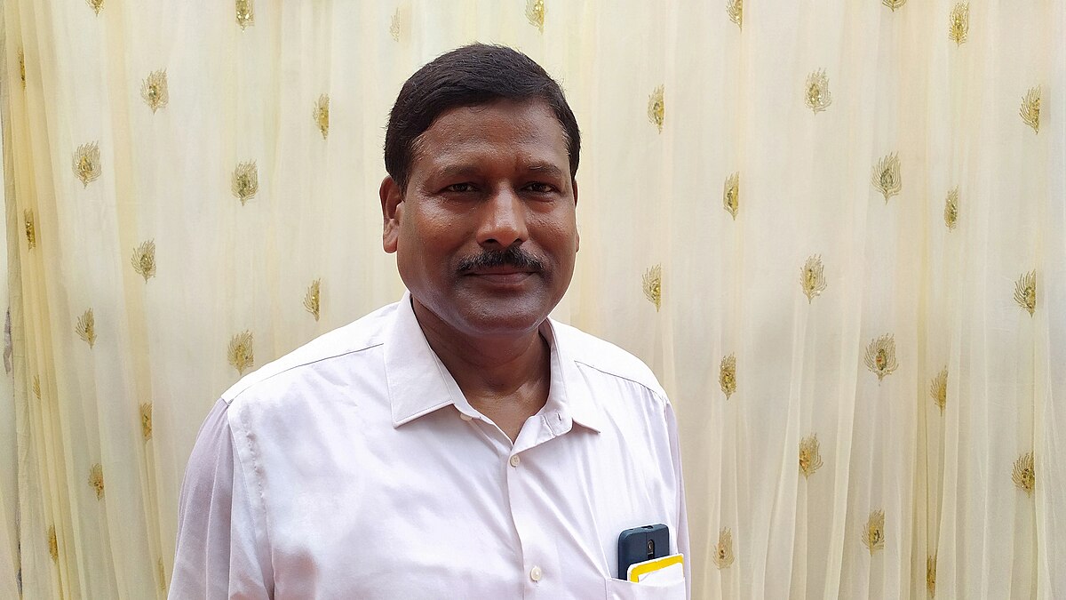 ସାଂସଦ ବିଭୁ ତରାଇଙ୍କ କାର ଦୁର୍ଘଟଣାଗ୍ରସ୍ତ 