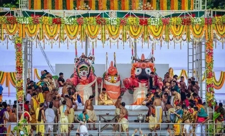 ଆଜି ପବିତ୍ର ଦେବସ୍ନାନ ପୂର୍ଣ୍ଣିମା , ଦୁର୍ଲଭ ହାତୀ ବେଶରେ ଦର୍ଶନ ଦେବେ ମହାପ୍ରଭୁ