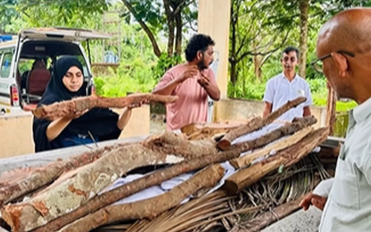 କେରଳରେ ହିନ୍ଦୁ ପୁରୁଷଙ୍କ ଶେଷକୃତ୍ୟ କଲେ ମୁସଲମାନ ମହିଳା