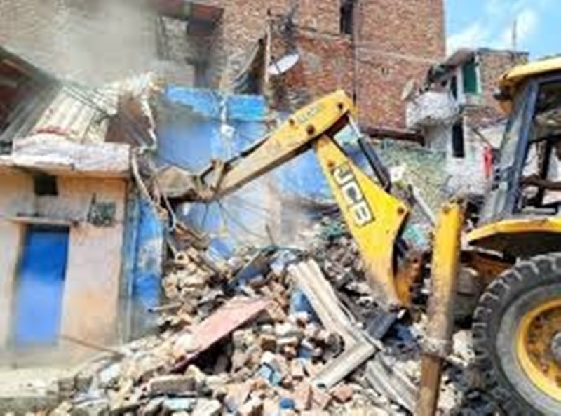 ଷ୍ଟ୍ରିଟ ଲାଇଟ ଦୁର୍ନୀତି, ଅଭିଯୁକ୍ତଙ୍କ ଘରେ ବୁଲିଲା ବୁଲଡୋଜର