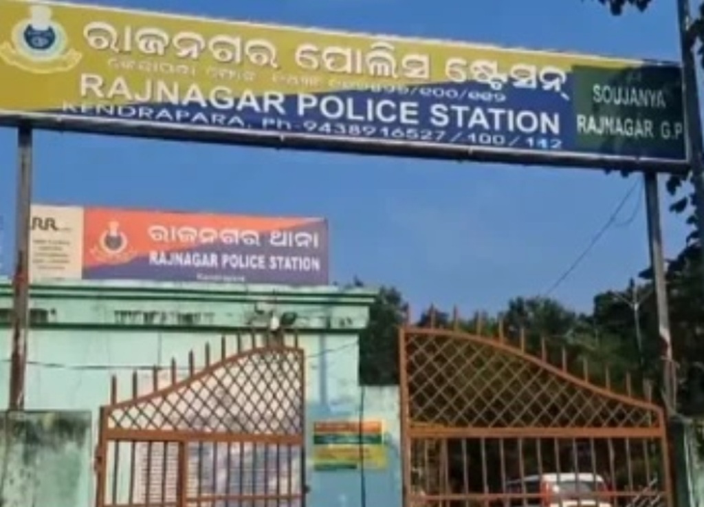 ଅତିରିକ୍ତ ତହସିଲଦାରଙ୍କୁ ବାଲି ମାଫିଆଙ୍କ ଆକ୍ରମଣ