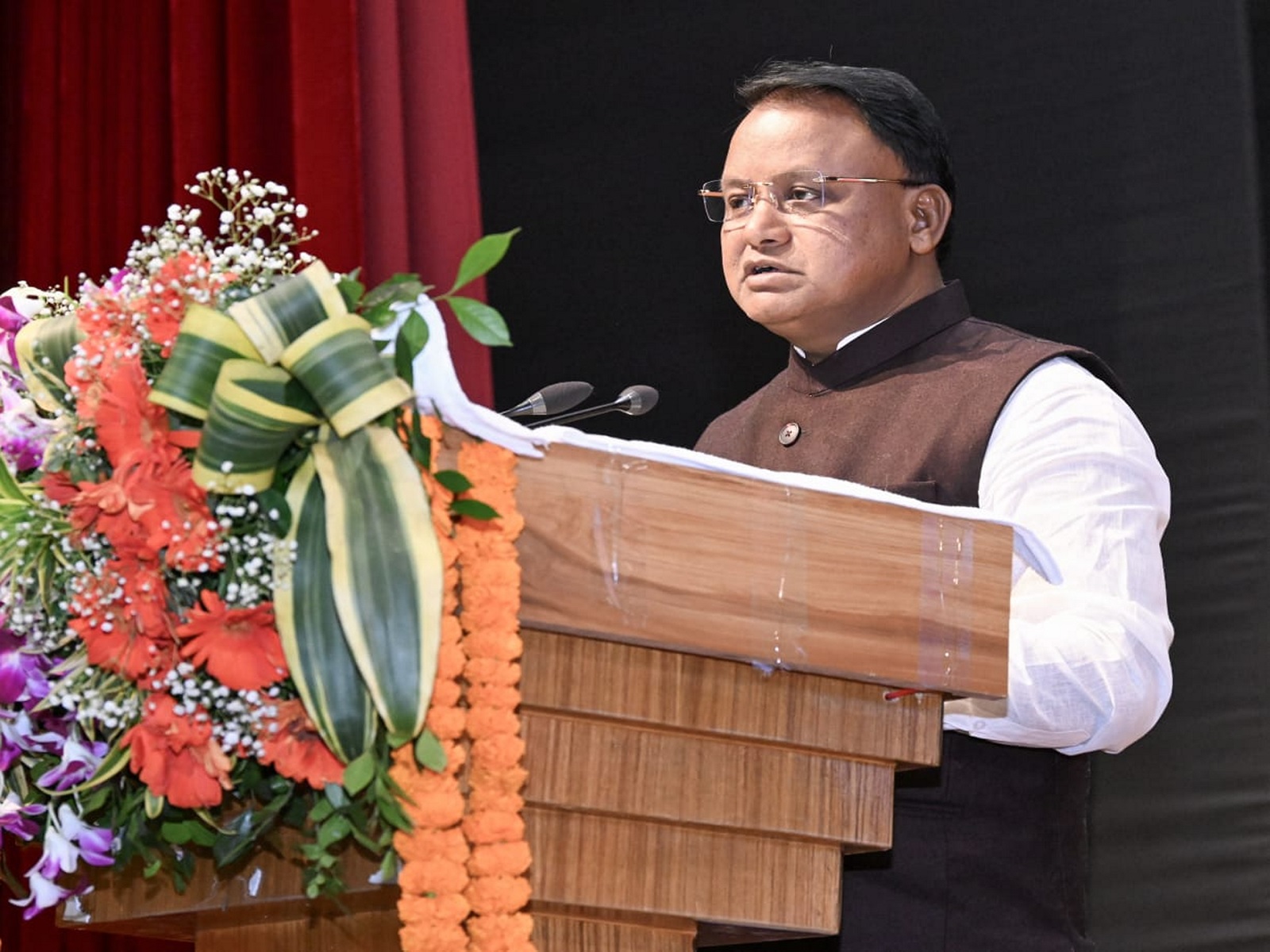 ନିୟମିତ ହେବେ ଠିକା କର୍ମଚାରୀ , ଗଠନ ହେଲା କମିଟି