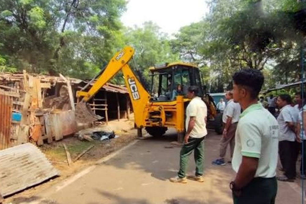 ଉଚ୍ଛେଦ ବେଳେ ଉତ୍ତେଜନା