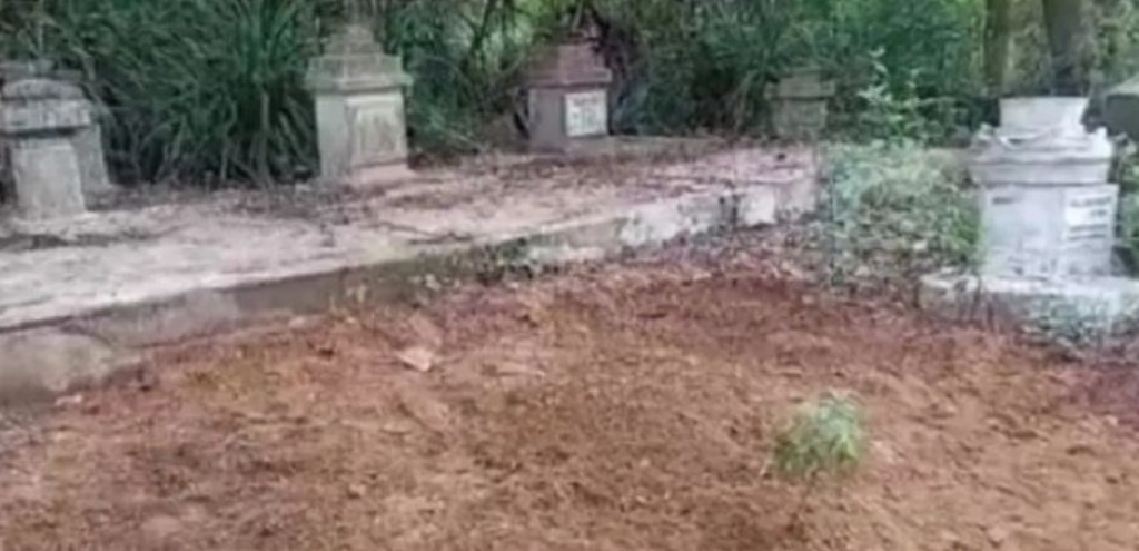 ଶ୍ମଶାନ ରୁ ଶବ ଚୋରି