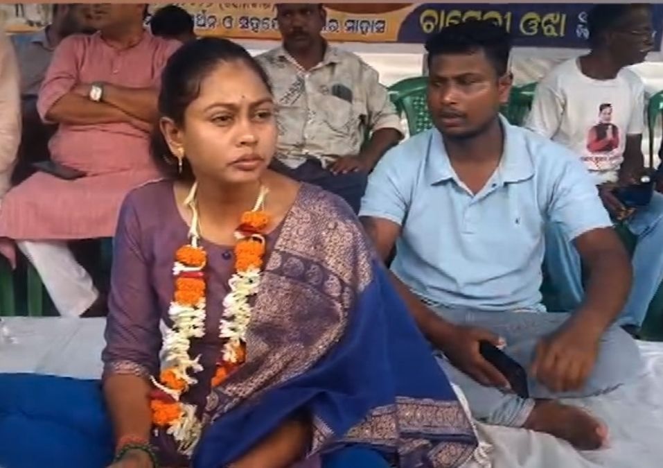 ତିଖିରୀ ପଞ୍ଚାୟତ ବିବାଦ , ଅନାସ୍ଥା ଫଳ ପ୍ରକାଶ ଉପରେ ହାଇକୋର୍ଟଙ୍କ ରୋକ