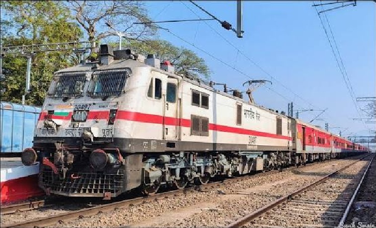 ଅଗଷ୍ଟ ୭ ରୁ ପୁରୀ-ସୋଲାପୁର ଜଙ୍କସନ୍ ମଧ୍ୟରେ ସ୍ବତନ୍ତ୍ର ଏକ୍ସପ୍ରେସ୍ ଟ୍ରେନ୍‌ ଚଳାଚଳ