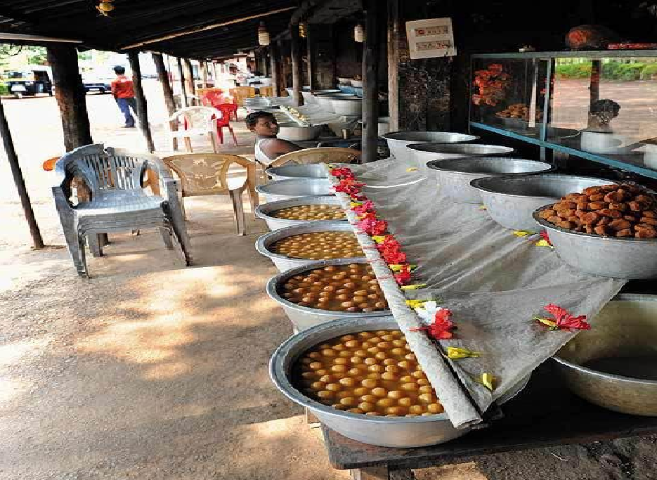 ଅପମିଶ୍ରିତ ଛେନା ପାଇଁ ପାହାଳ ମିଠା ଦୋକାନରେ ଯାଞ୍ଚ
