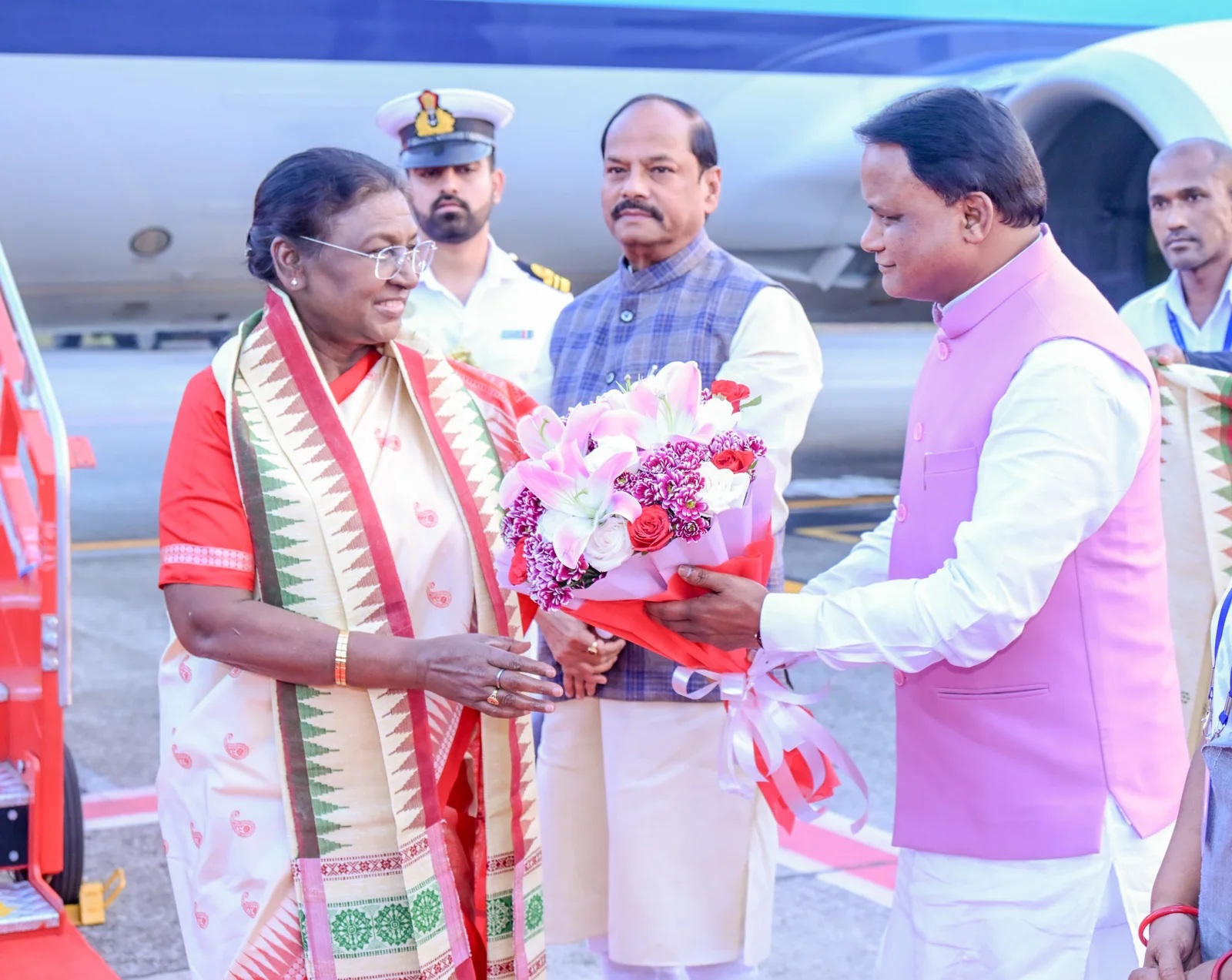ଆଜିଠାରୁ ୩ଦିନିଆ ଓଡିଶା ଗସ୍ତରେ ଆସୁଛନ୍ତି ମହାମହିମ ରାଷ୍ଟ୍ରପତି ଦ୍ରୌପଦୀ ମୁର୍ମୁ