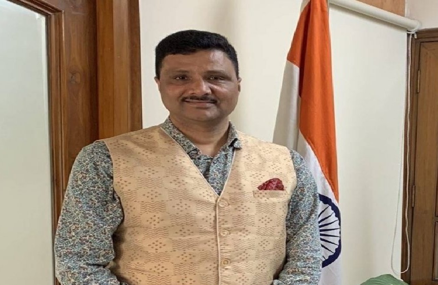 ୭ ଦିନ ଭିତରେ ସରକାରୀ କାର୍ଯ୍ୟାଳୟର ସାଇନବୋର୍ଡ ସଂଶୋଧନ ପାଇଁ ନିର୍ଦେଶ