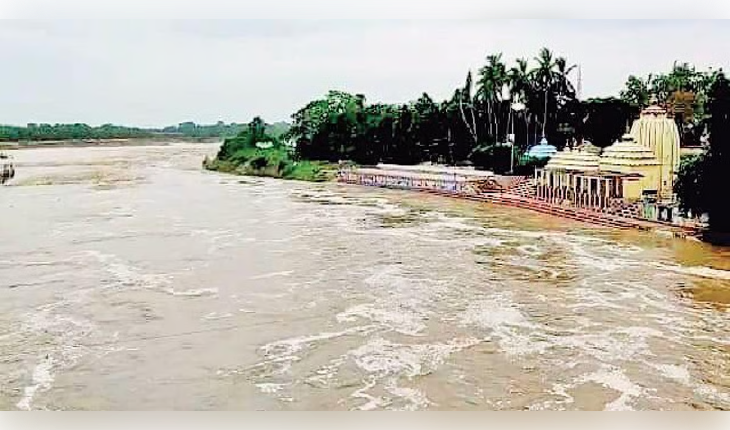ଲଗାଣ ବର୍ଷାରେ ପୁଣି ବଢ଼ିଲା ବୈତରଣୀ , ଜଳକା , ସାଳନ୍ଦୀ