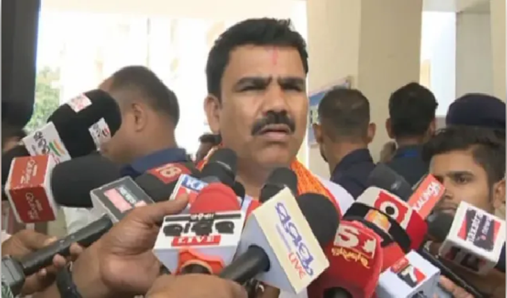 ନୂଆ ପୁସ୍ତକରେ ୧୭୪୧ ତ୍ରୁଟି - ମନ୍ତ୍ରୀ