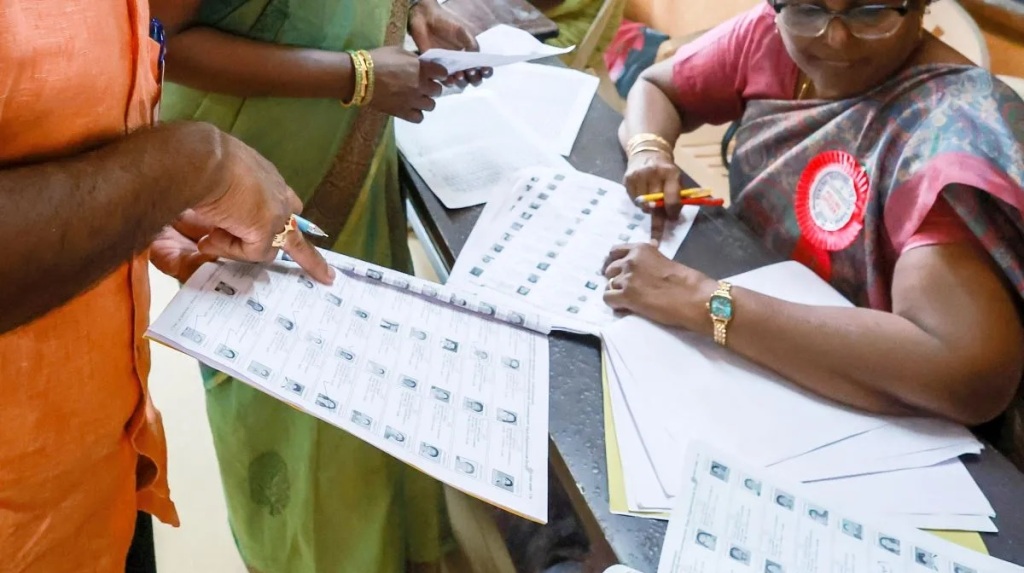 ସେପ୍ଟେମ୍ବର ୩ ରୁ ୧୧ ଘରକୁ ଘର ବୁଲି ହେବ ଭୋଟର ତାଲିକା ସର୍ଭେ