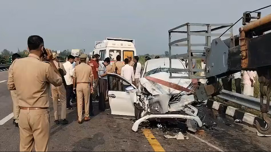 ପୂର୍ବାଞ୍ଚଳ ଏକ୍ସପ୍ରେସୱେରେ ଟ୍ରକ ସହିତ କାରର ମର୍ମନ୍ତୁଦ ଧକ୍କା: ୩ ଟେନିସ୍ ଖେଳାଳିଙ୍କ ମୃତ୍ୟୁ