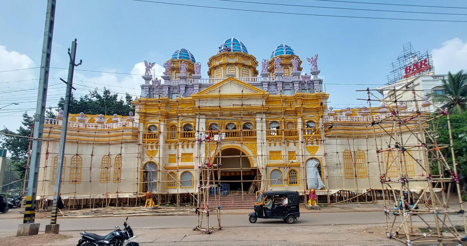  ଝଲସୁଛି ରାଜଧାନୀ