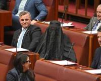 ସଂସଦରେ ଅଷ୍ଟ୍ରେଲୀୟ ସାଂସଦଙ୍କ ବୁର୍ଖା ପିନ୍ଧାକୁ ନେଇ ବିବାଦ