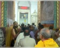 ନୂଆବର୍ଷରେ ଭକ୍ତିମୟ ପରିବେଶ,ଦେବାଳୟରେ ଶ୍ରଦ୍ଧାଳୁଙ୍କ ଭିଡ଼ 