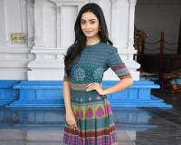 ଖାଇବା ପ୍ରିୟ ତ୍ରିଧା 