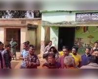 ବିଦ୍ୟାଳୟ ସମ୍ମୁଖରେ ମୃତଦେହ ରଖି ପ୍ରତିବାଦ