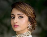 ସମ୍ପର୍କରେ ମାରିଲେ ମୋହର