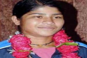 କ୍ରିକେଟରୁ ଅବସର ନେଲେ ପୂର୍ବତନ ଅଫ ସ୍ପିନର ରୋସନାରା ପରଓ୍ବିନ