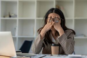 ଷ୍ଟ୍ରେସ୍‌ ଓ ସ୍କିନ୍‌