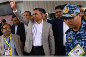 ବାଂଲାଦେଶ ଫେରିଲେ ତାରିକ ରେହମାନ