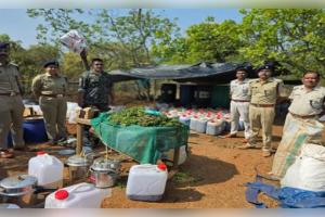 ଗଞ୍ଜେଇ ତେଲ ଜବତ ଘଟଣାରେ ୬ ଗିରଫ 