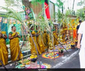 ୨ କୋଟିରୁ ଅଧିକ ରାସନ କାର୍ଡଧାରୀଙ୍କ ପାଇଁ ଷ୍ଟାଲିନଙ୍କ ୩,୦୦୦ ଟଙ୍କାର ପୋଙ୍ଗଲ ଉପହାର