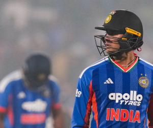 ପେଟ ଖରାପ ହେବାରୁ ଅଭିଷେକ ଶର୍ମା ହସ୍ପିଟାଲରେ ଭର୍ତ୍ତି