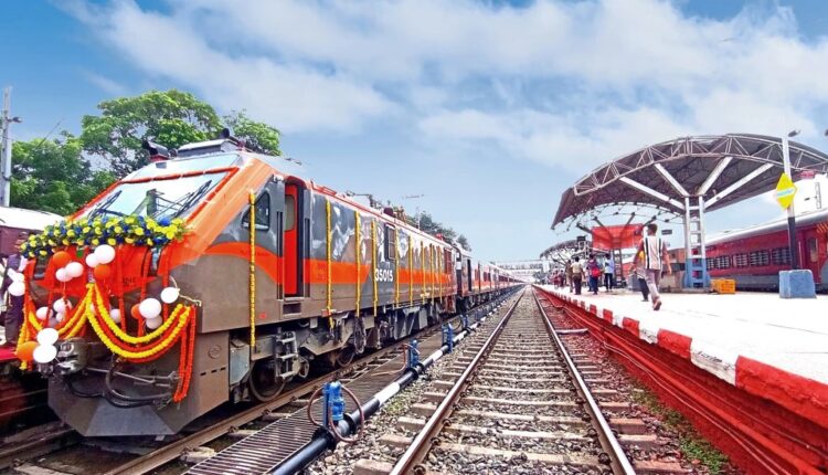 ୨୭ରେ ବ୍ରହ୍ମପୁର - ସୁରଟ ‘ଅମୃତ ଭାରତ ଏକ୍ସପ୍ରେସ୍’ ଉଦ୍ଘାଟନ କରିବେ ପ୍ରଧାନମନ୍ତ୍ରୀ