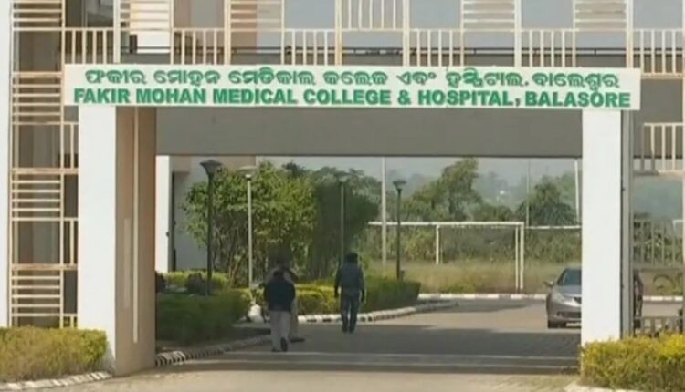 ନର୍ସିଂ ଛାତ୍ରଙ୍କ ଆତ୍ମହତ୍ୟା,କାରଣ ଅସ୍ପଷ୍ଟ