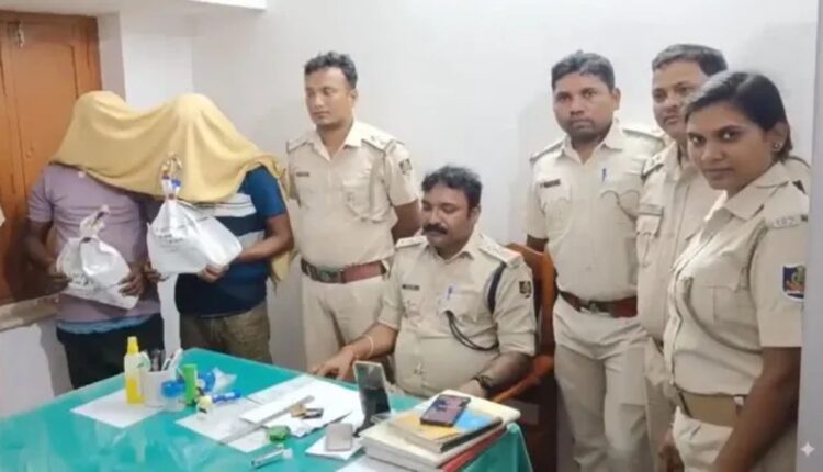 ୩୧ ଲକ୍ଷର ବ୍ରାଉନ ସୁଗାର ସହ ୨ ଗିରଫ