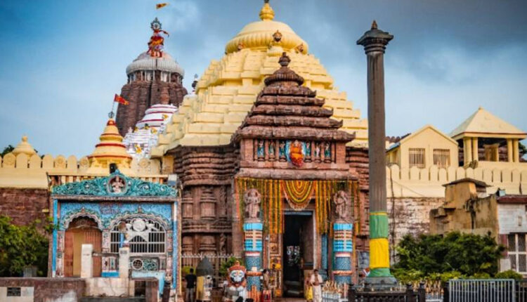 ପବିତ୍ର ବିଜୟାଦଶମୀ ରେ ଶ୍ରୀଜୀଉଙ୍କ ସୁନାବେଶ