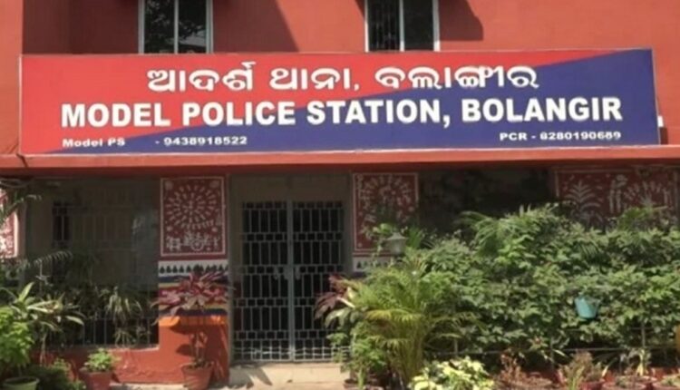 ଅବସରପ୍ରାପ୍ତ ପୋଲିସ କର୍ମଚାରୀଙ୍କ ପୁଅକୁ ହତ୍ୟା କଲା ସାଙ୍ଗ
